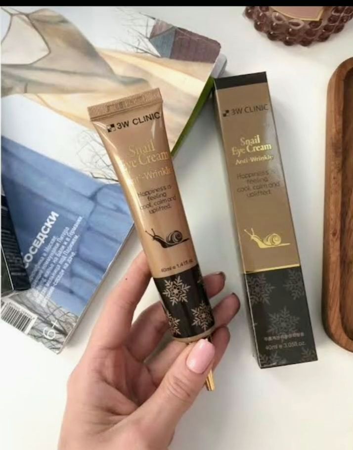 Crema para ojos con caracol de 3W Clinic